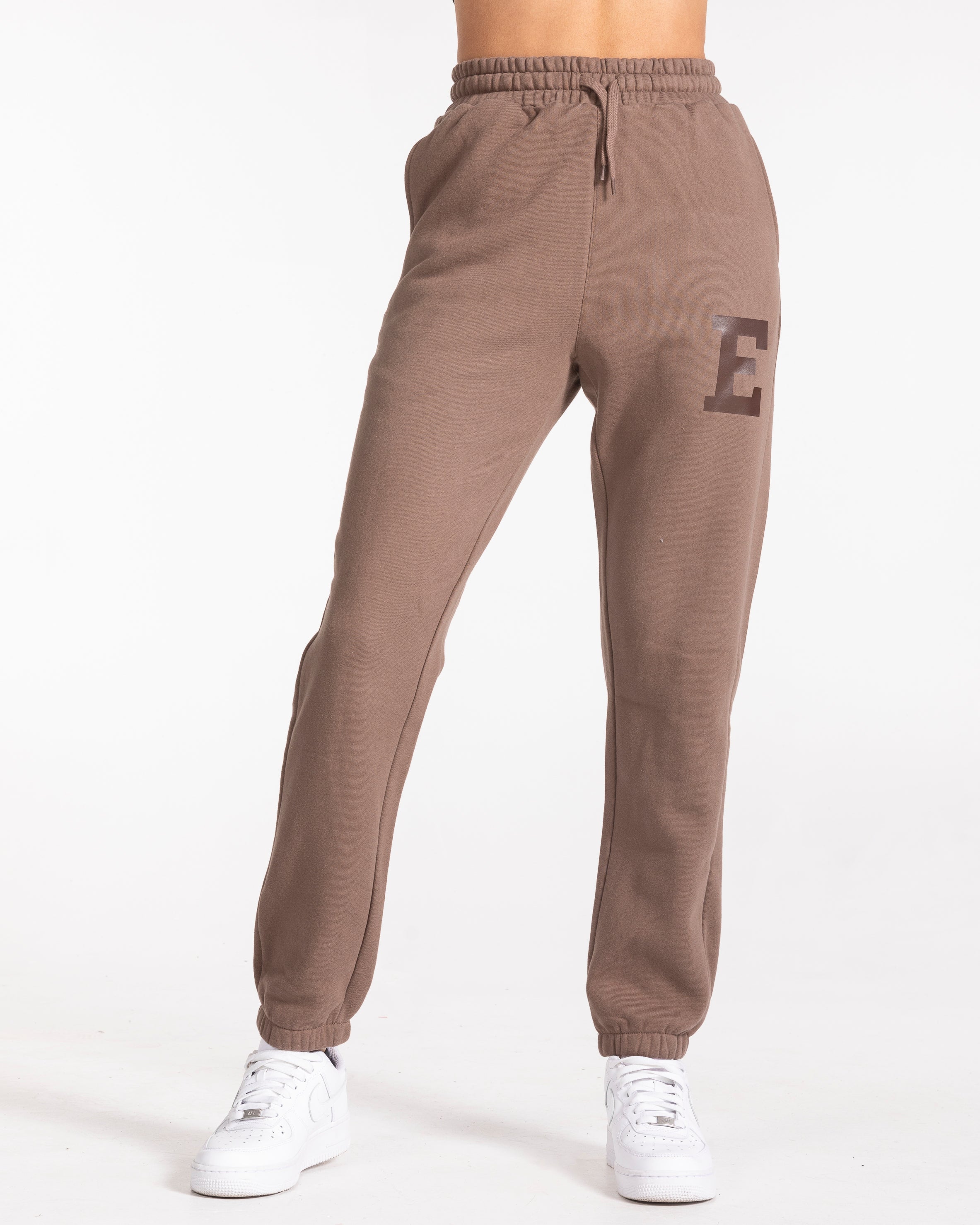 The Varsity Oversized Sweatpants - Walnut